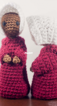 Kamina Kapow - The Handmaids pattern - Free