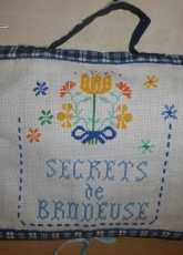 cartable de brodeuse
