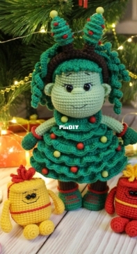 Tanya Yanchu - Tatyana/Tatiana Yanchu - Christmas Tree Doll