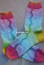 Auf Annes Regenbogen Socks by An Anniya-English,German-Free