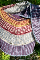 Quizz Shawl by Corinne Ouillon - English, French - Free
