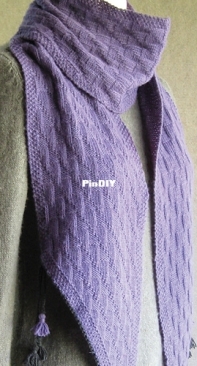 Kinnikinnick scarf by Carol Sunday