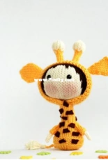 Denizas Toys Joys-Small Giraffe Doll from the Tanoshi series.