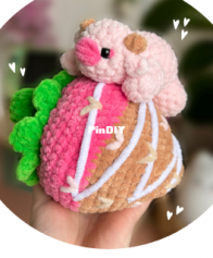 Cowely Crochet - Fanni Vecsey - Chocolate Strawberry Cow