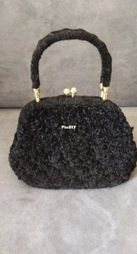 Crocheted  purse