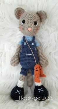 Haak gelukjes – Francis Sinke - Koos Cat - English - German and Dutch