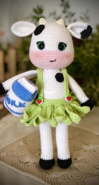 Dolls Berries - Burcu Firat Sen - Berry the Calf