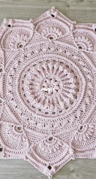 Periwinkle Crochet - Andrea Harding - Adinah Floor Rug