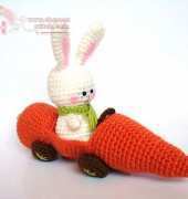 CosmonautLlama - AllSoCute - Seren  - Bunny with his carrot car
