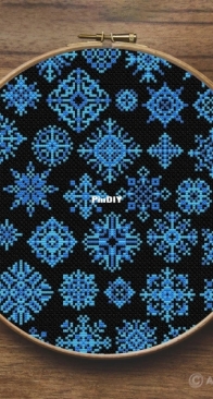 Stitchin Madness - Tiny Cross Stitch - Snowflakes by Aleksei Shmyrov