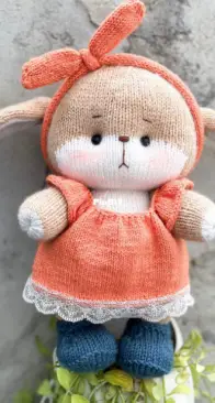 Funnyboi (Mybui) - knitting pattern - the Rabbits (English)
