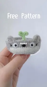 Crocheted by El - Totoro Trinket Tray - Free