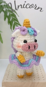 Lim Lenn - Pattern by Lim - Nguyen Lim - Unicorn - free