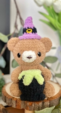 Beary Luna Crochet - Luna - Witchy bear