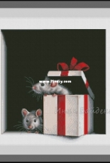Mouse in Box by Inna Baydenko / Baidenko Инна Байденко