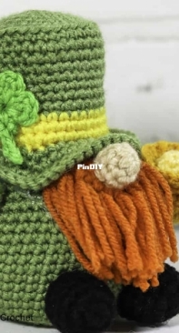 Winding Road Crochet - Lindsey Dale - St Patricks Day Gnome - Free
