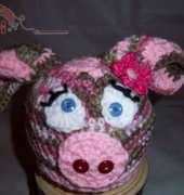Sarah Tompkins Designs- Mr and Mrs pig