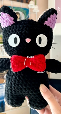 Wai Crochets - Hew Wai Wong - Jiji the Cat