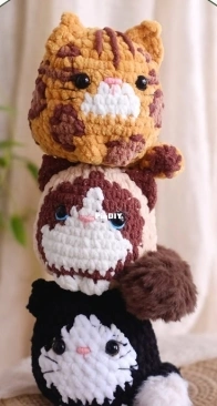 Irissesile - Cecilia - Floofcats Bengal Snowshoe and Tuxedo