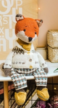 Polushka Bunny Knit - Maria Ermolova - Romantic Style Outfit - French