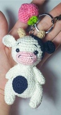 Crafty Lacey - Handmade by Lacey - Keychain Little Cow - Spanish - Free