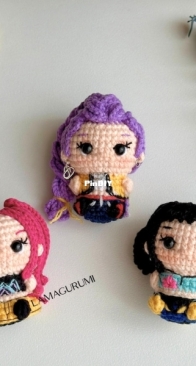 Crochet Pattern for Idols of Light Amigurumi Huntrix- Lamagurumi - English