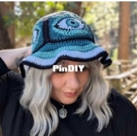 Woman Walking a Wire - Christine Anne Melvin - Oculus Bucket Hat