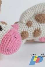 Two Girls Crochet- Jillian the Giraffe - Russian - Free