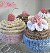 Curls of Sunshine - Amber Fry - Vanilla and Chocolate Cupcakes