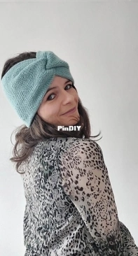 Zig-Zag Headband by Delila Hardaus