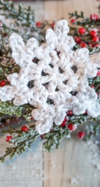 Bommelie - Handmade for kids - Annelie Kojic - Snowflake - Schneeflocke - German - Free