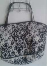 The Medallion Travel Bag by Nora J. Bellows (Noni)