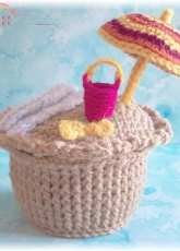 KTBdesigns - Sally Byrne - Beach Surprise Cupcake - English