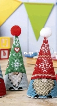 3D Tomtar Gnomes by Heather Nugent from Cross Stitch Crazy 262 PCS + XSD