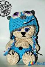 Laylay Hobim - Monster Bear - German