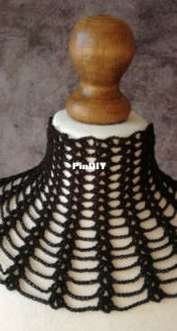 Lunar Still - Kristina Tamulevičiūtė - Spiderweb Lace Choker