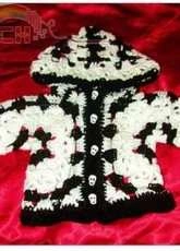 spider mambo Designs - Laurie Kahn - Baby Creepy Skull Hexagon Hoodie