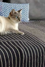 Gradient Love Blanket by Mademoiselle C -English