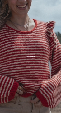 Chicka Cherry Sweater - Veronika Lindberg (Kutovakika) - English
