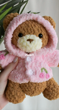 Crochet Calls - Claire Heymann - Hoodie Bear