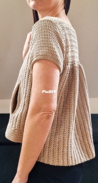 Flare Drape Top by Karmen Režek of Loops Only Crochet