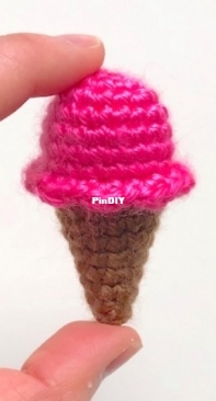 Sylemns Sweet Softies - Jasmin Wang - Jade King - Tiny Baby Ice Cream Cone - Free