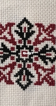 Ornament Red Black