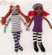 Mimi & Bobbi  Beatnik Dolls (Knit)by Kat Coyle