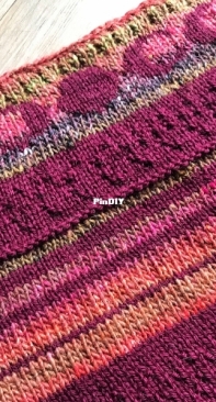 Head Girl Cowl by Kentucky Knits-Free