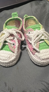 newborn baby shoes