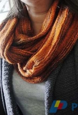 Bo-a Textural Cowl by Wei S. Leong /Kiwiyarns Knits-Free