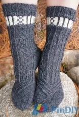Kahlittu Socks by Tiina Kuu -Eng.,Finnish-Free