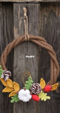 Juliia Pyha / Julia Piga - Autumn Wreath