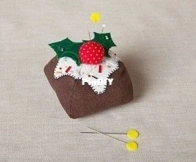 Connecting Threads - Susans Terpin and Mari Martin - Figgy Pudding Pincushion - Free